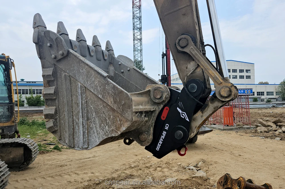yantai Hydraulic Quick Hitch Convenient Tilt Design  Excavator Use Made Construction