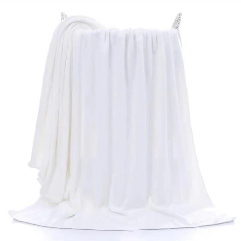 Customizable Disposable Microfiber Bath Towel Rectangle Face Hand Towel for Beauty Salon Use Travel-Friendly Custom Thickness