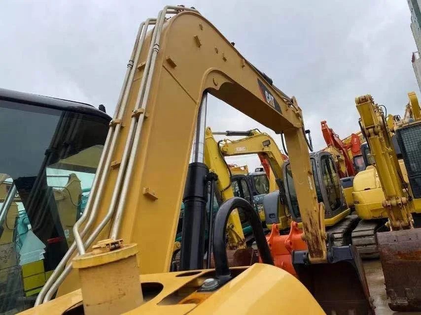 
CAT 307D crawler used digger for sale.7 ton carter second hand mini excavator Good performance and low price 
