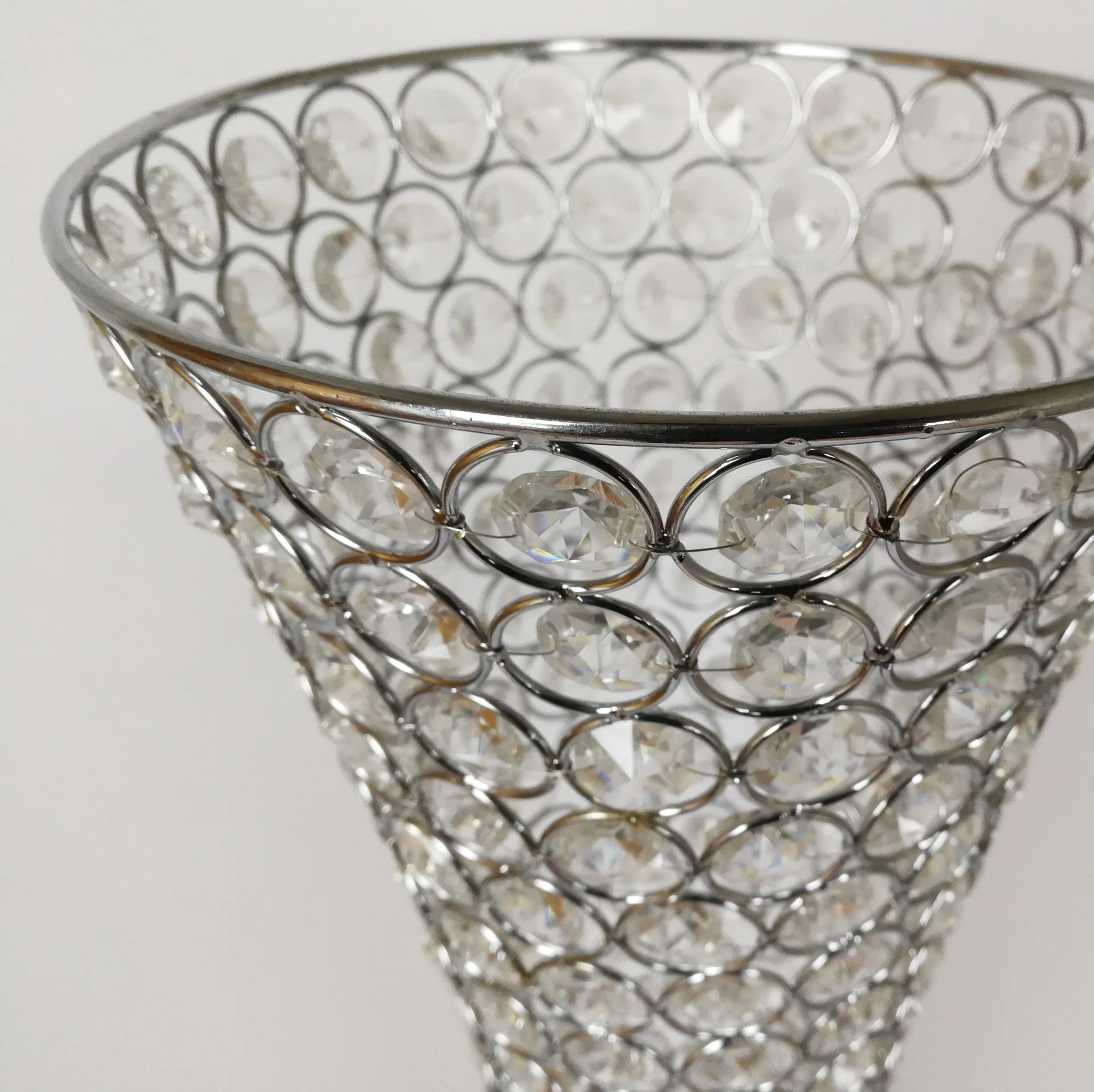 Luxury Wedding Table Centerpieces Crystal Candelabra Flower Stand Flower Base For Wedding Centerpieces Table Decoration