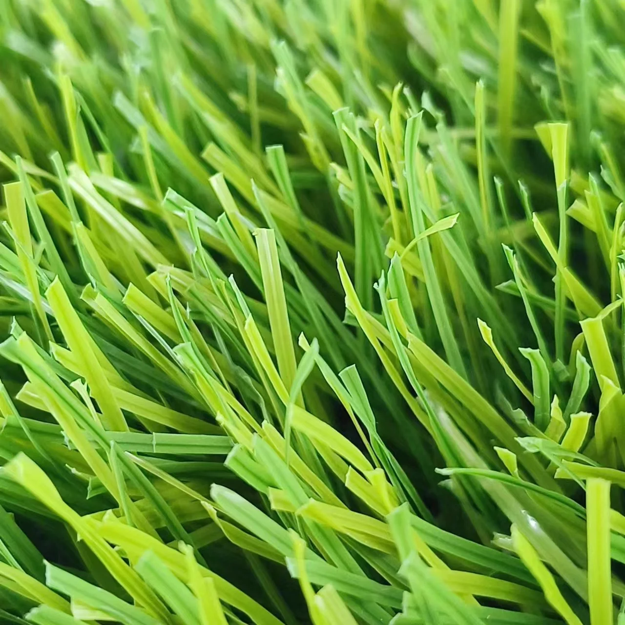 14Stitches and 16Stitches Grass Rolls 12000Dtex Bi color Black SBR Latex Backing Football Grass Turf Sport Grass