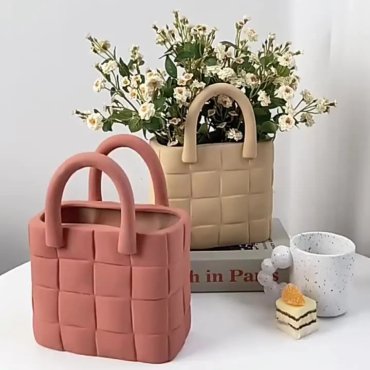 AL 2021 Modern Art Nordic Designed Matte Ceramic Porcelain Flower Vases For Home Decor