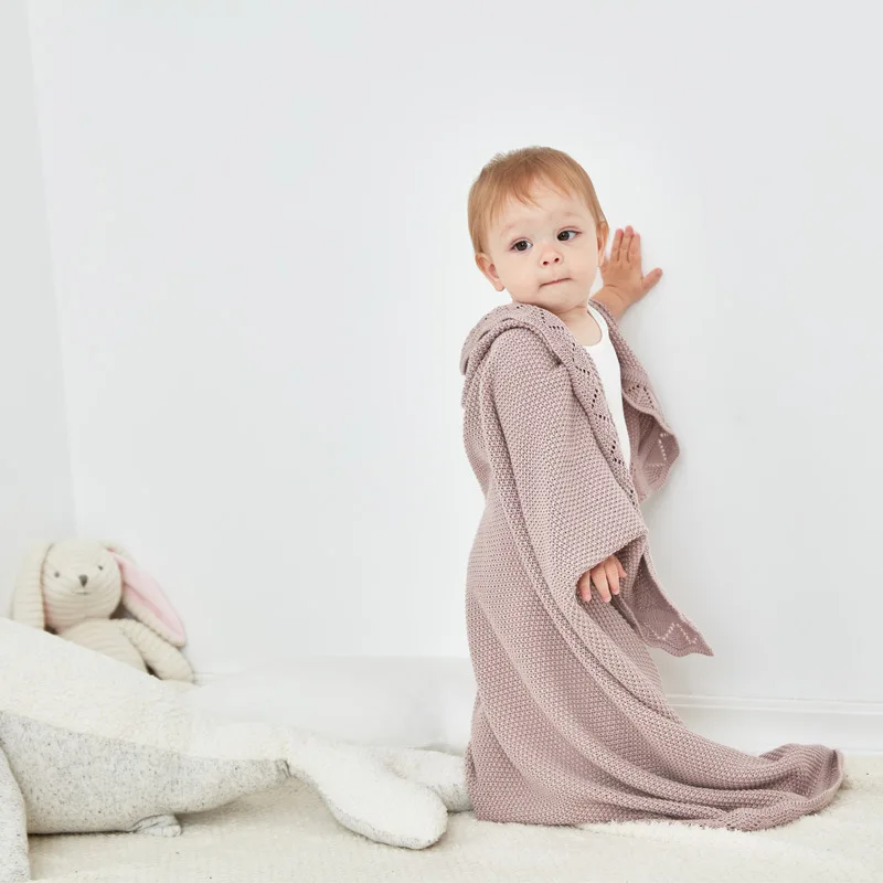 New China manufacturer europe fashion designer best quality crochet knitted cellular baby blanket