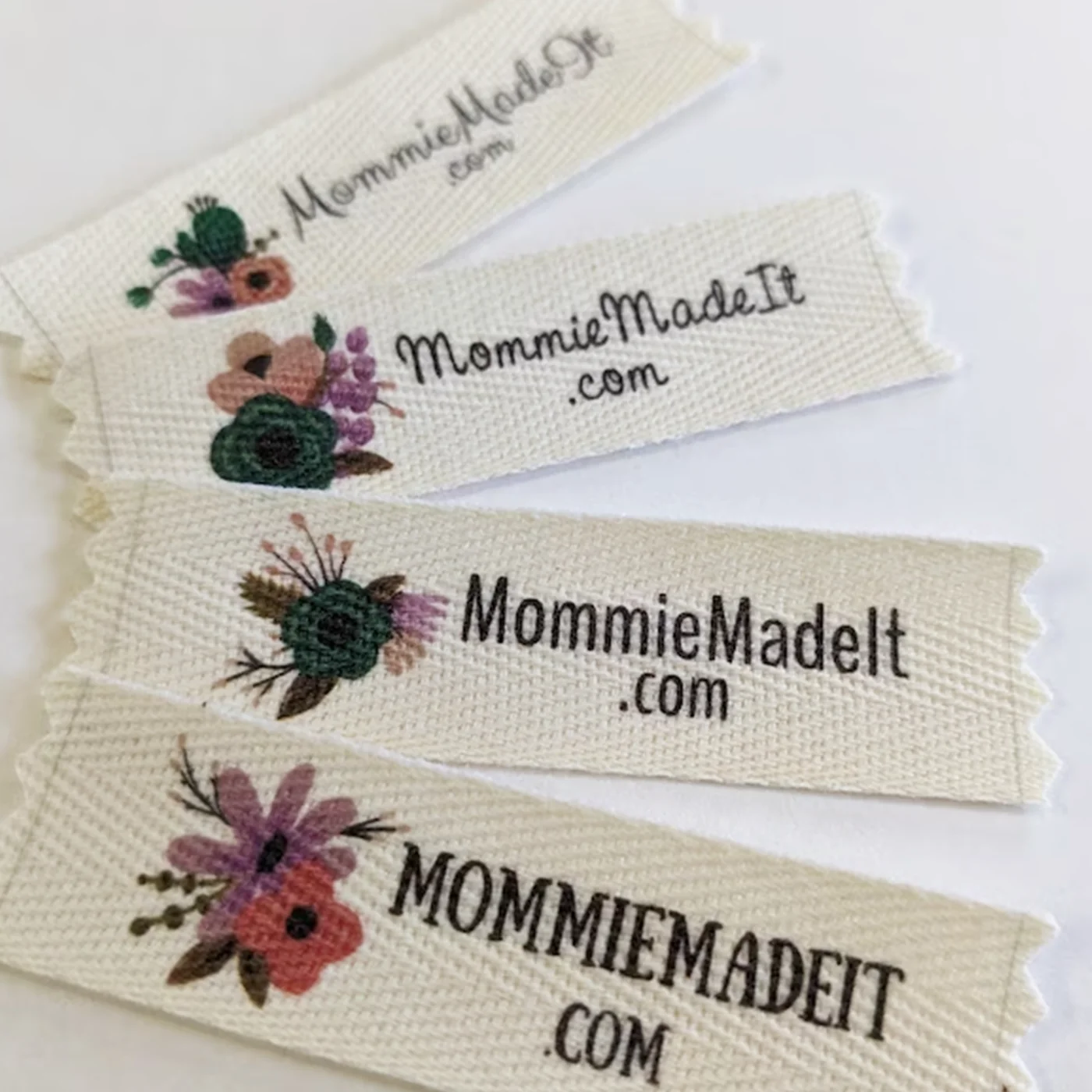Custom cotton tape fabric label foldable washable woven labels for clothes tags