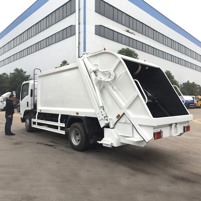 1SUZU ELF 4x2 Garbage Compactor Truck 7CBM Rear Loading Compression Garbage Truck for Sale
