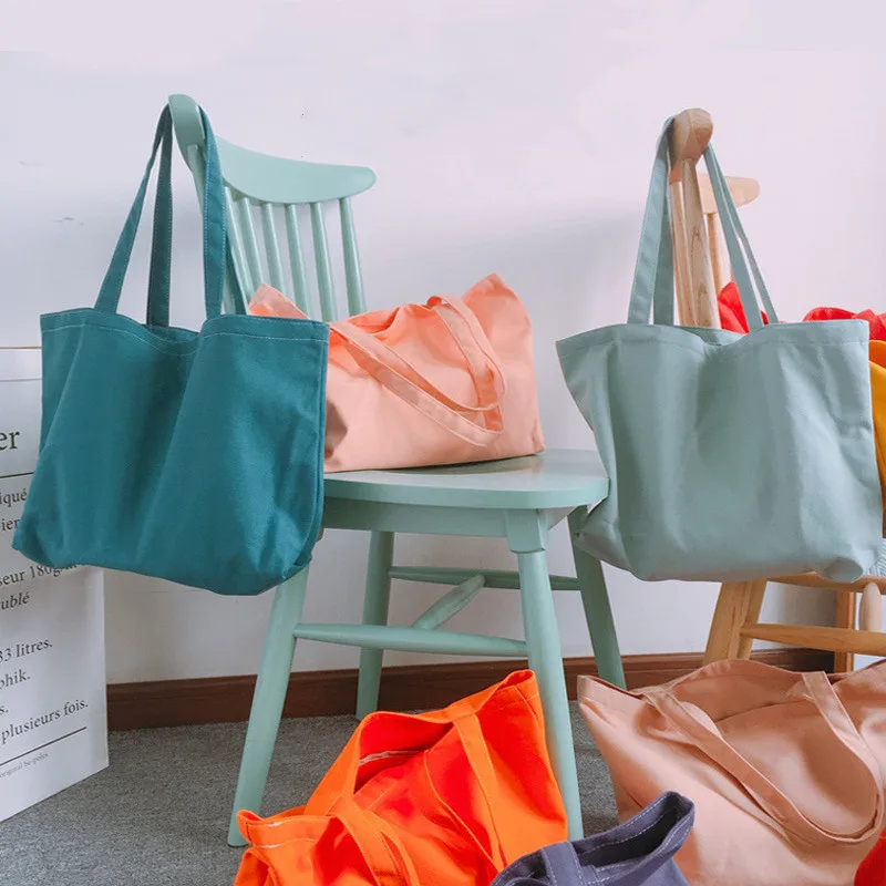 Soft Hot Selling New Design Good Quality Wearable beach bag canvas High Quality Heat Resistant Luxury canvas bag