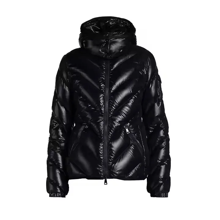 OEM Custom Ladies White Duck down Jacket Wholesale Winter Quilted Coat with Bubble Hood Long Padding Puffer Jacket