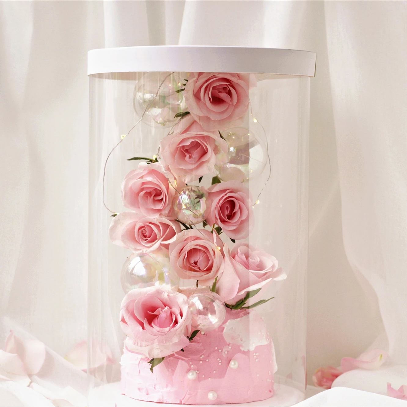 Hot sale round tall 12 inch PET PVC cake  box gift packaging box direct factory