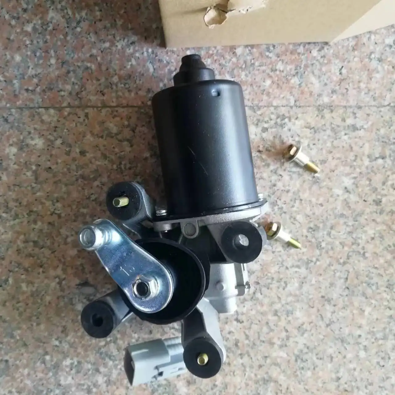 Motor Assy Windshield Wiper 85110-60202 For land cruiser 2009  GRJ7 HZJ7