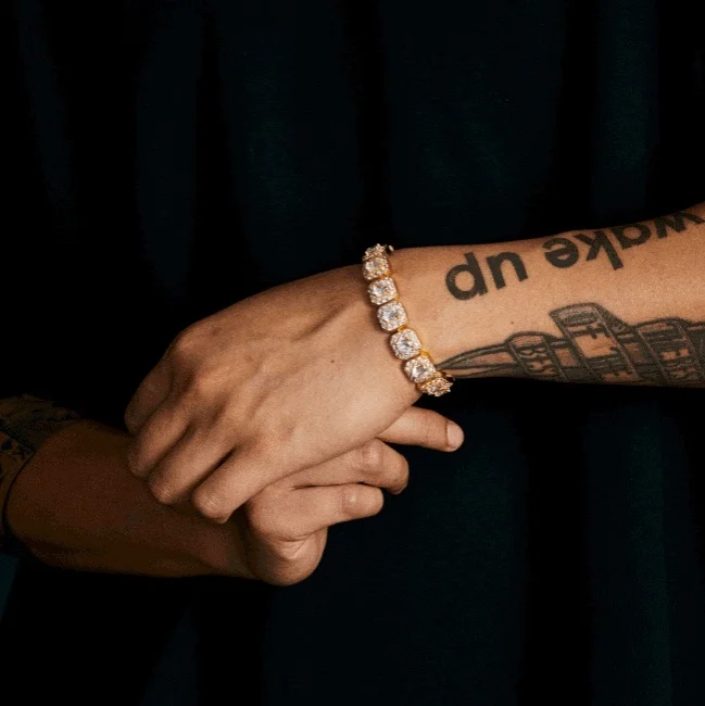 Hot sell Luxury Iced Out Watch Gold Diamond Watch For Men Square Diamond Initial Necklace Hip Hop Ice Out Name Plates