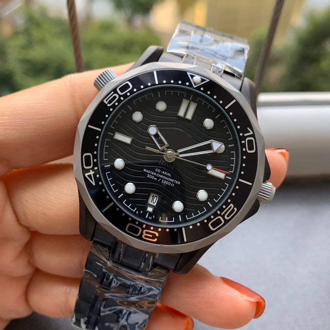 
OMG14 Top Quality Luxury Mens Watches Automatic 904L Stainless Steel Sapphire Mirror Glass Watches 