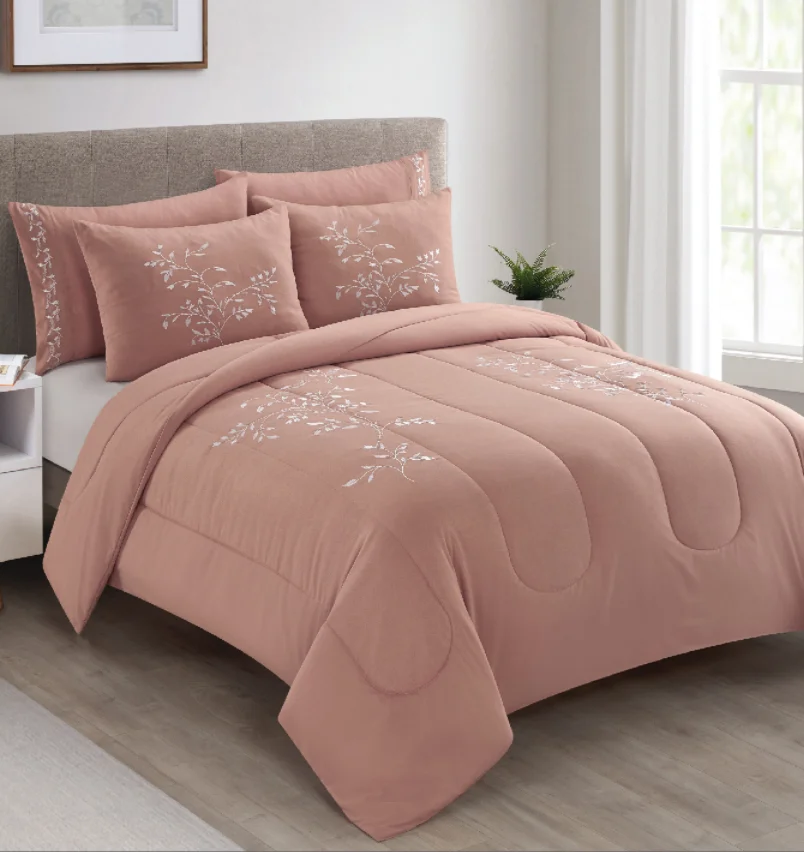 Aoyatex New EMB comforter sets bedding luxury Queen & King bed set designer comforter sets