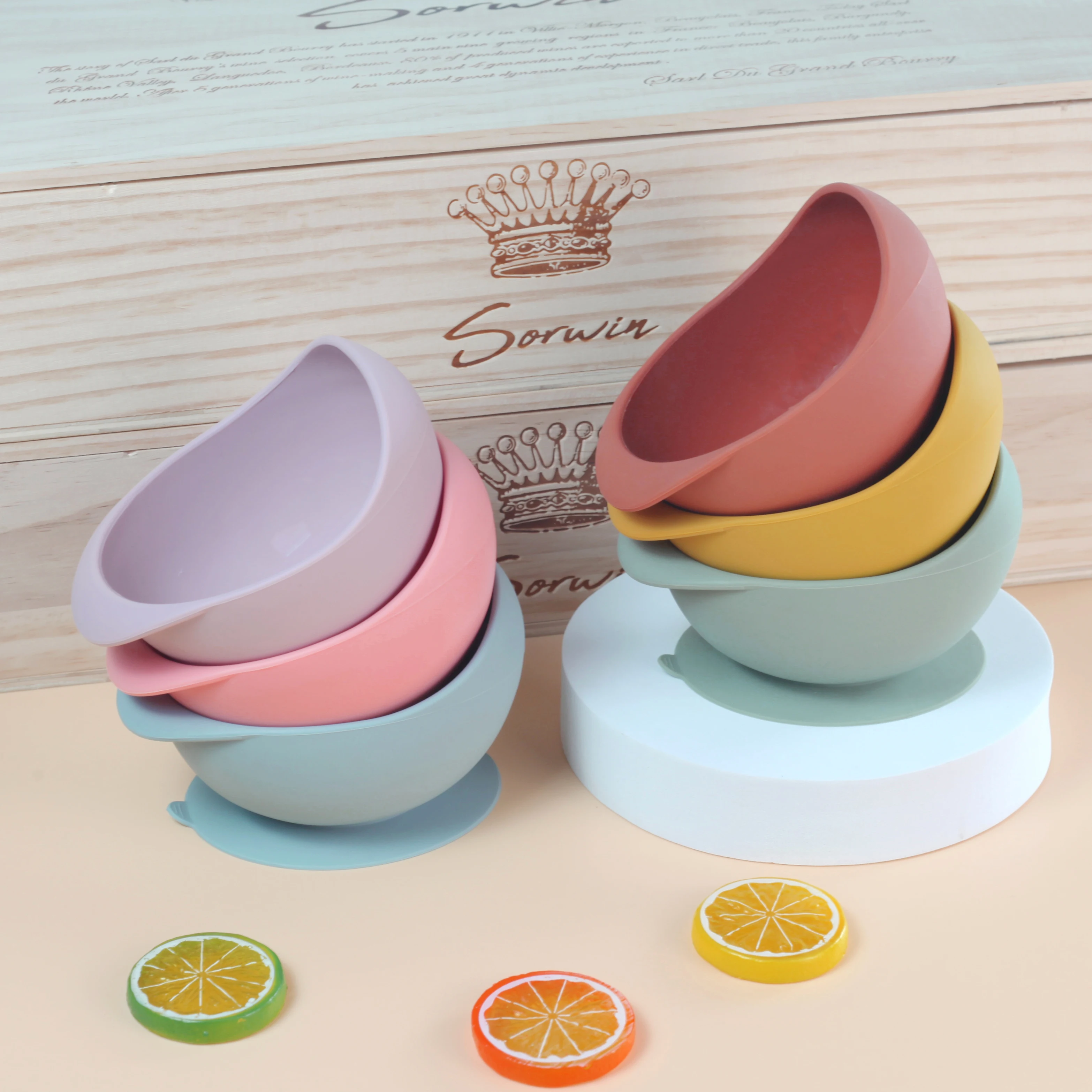 Hot Sale Multicolor Silicone Baby Bowl with Suction Base