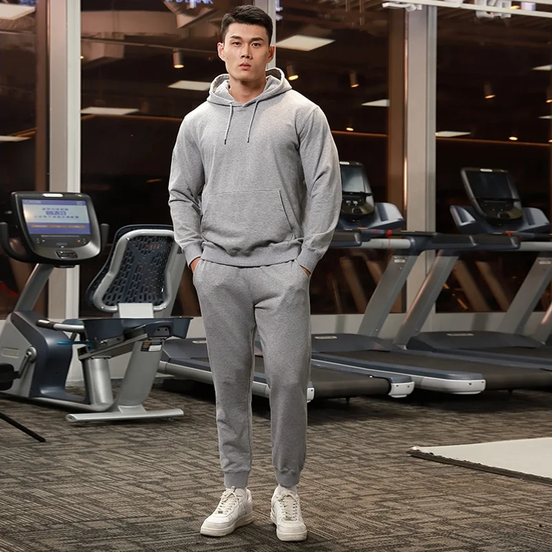 Спортивные костюмы для бега и