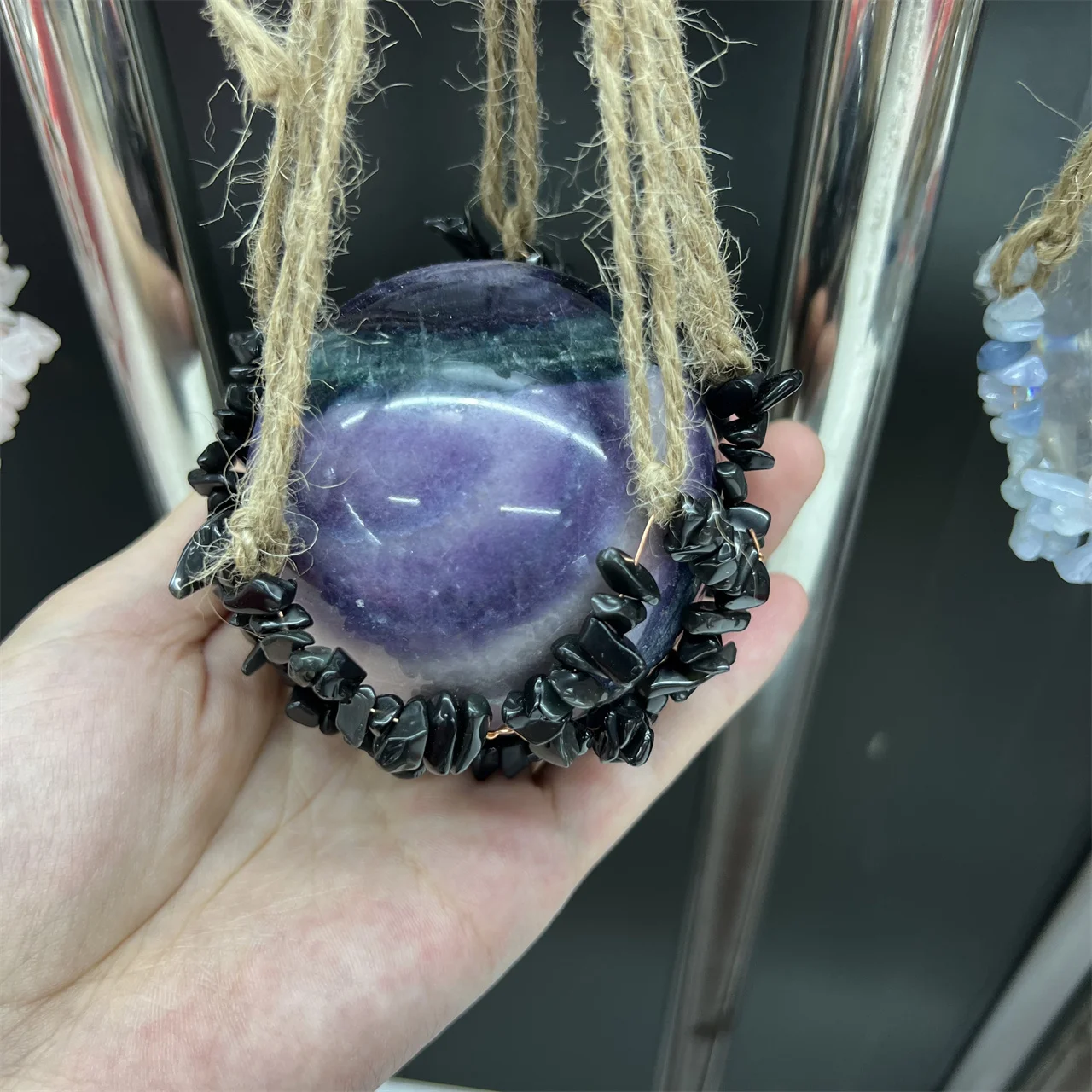 Natural Crystal Chip Hand Made String Bag Healing Stone Amethyst Net Bag Ball Holder For Crystals Sphere
