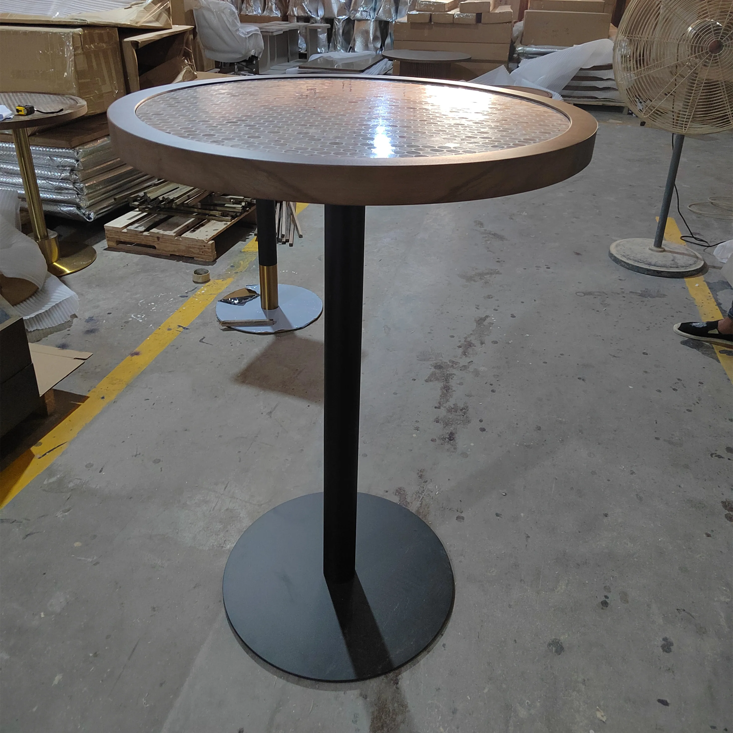 Bistro Pub Furniture Rustic Mosaic Top with Timeber Edge Cocktail Table Metal Base Round Bar Table