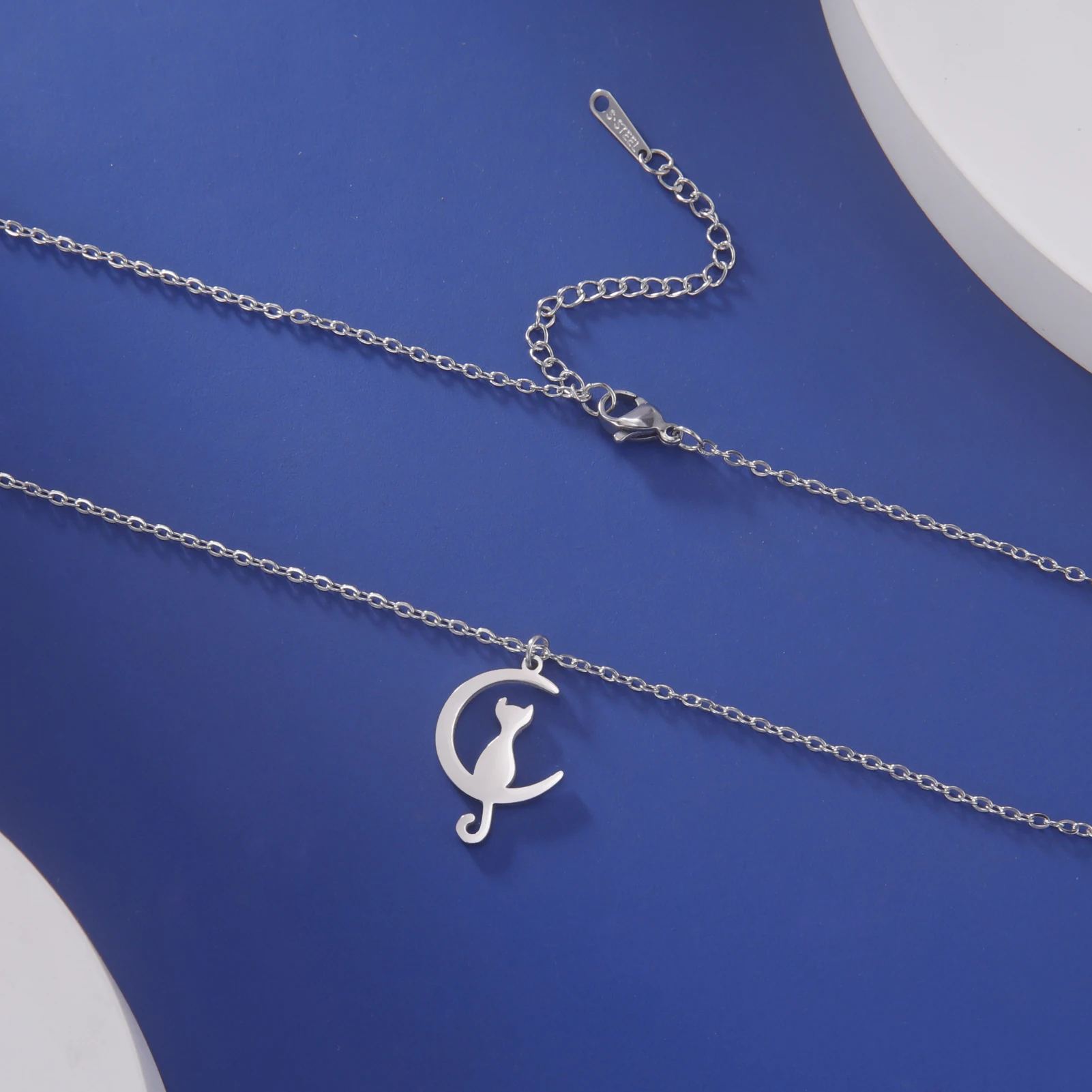 Unift Lovely Girls Cat Pendant Necklace for Women Kitten Neck Chain Choker Fashion Cute Stainless Steel Jewelry Pet Lover Gift