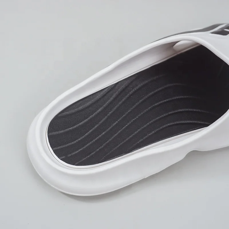 PVC Mixed Colors Sports Slippers New Design Comfortable Fashion Non-slip Summer Beach Casual Slippers Outdoor For Men
