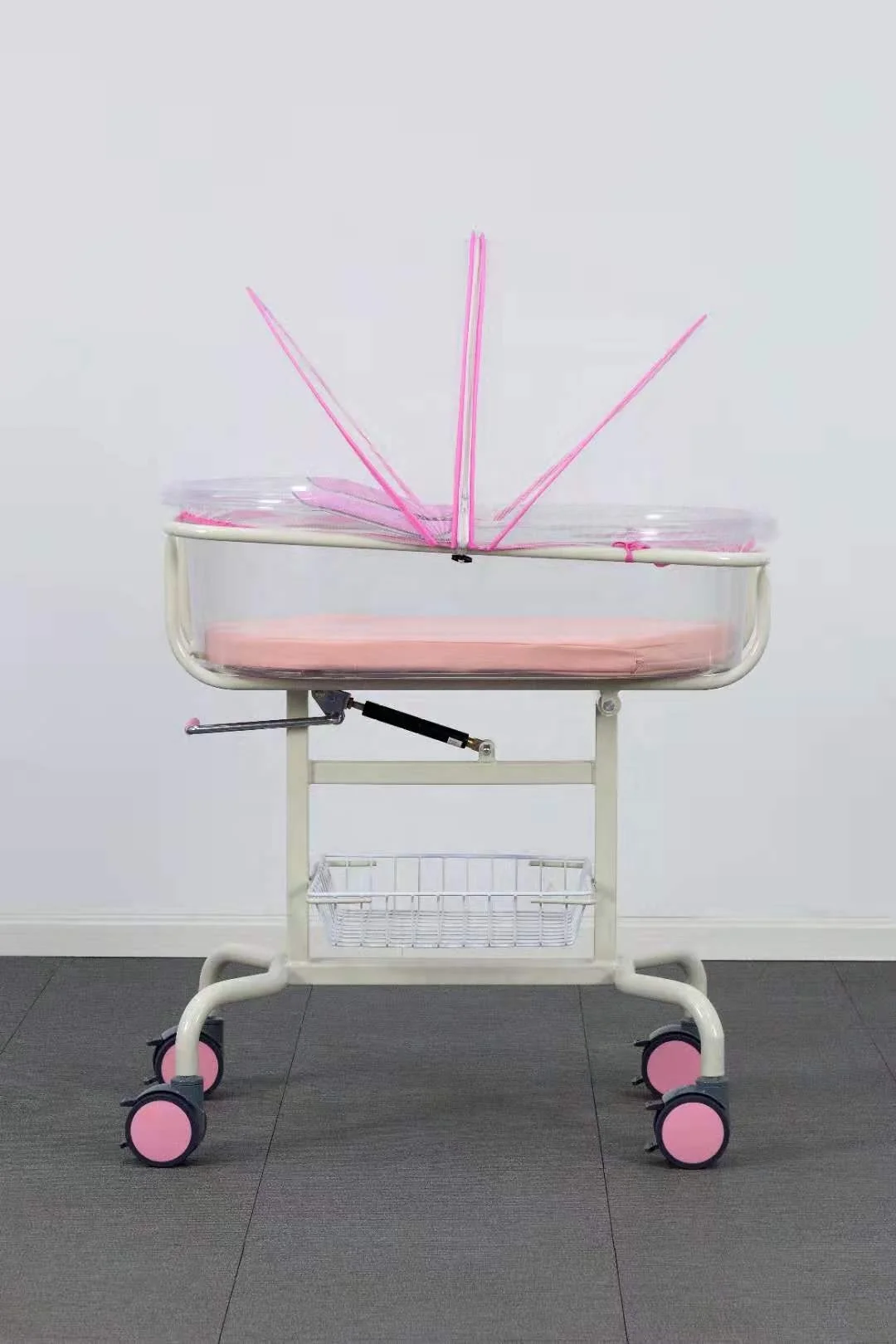 2 in 1 Bassinet,Portable Folding Baby Bassinet Breathable Newborn Cradle Rocking Basket Soft Beside Sleeper Washable Infant Bed