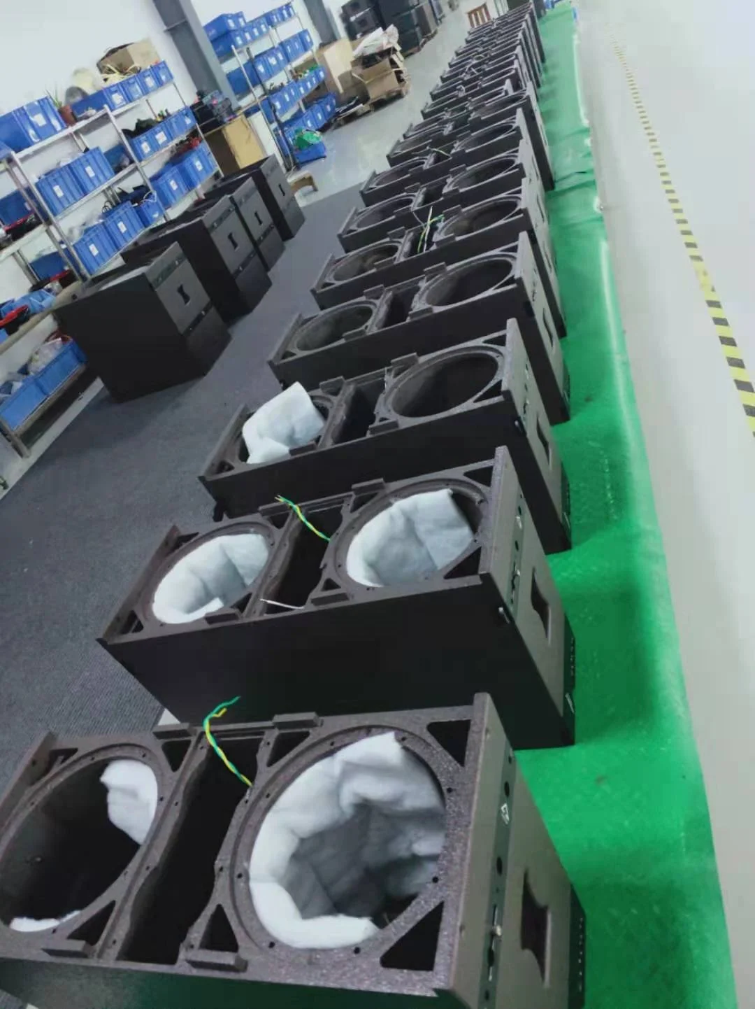 NEW LA2210 LINE ARRAY SPEAKER