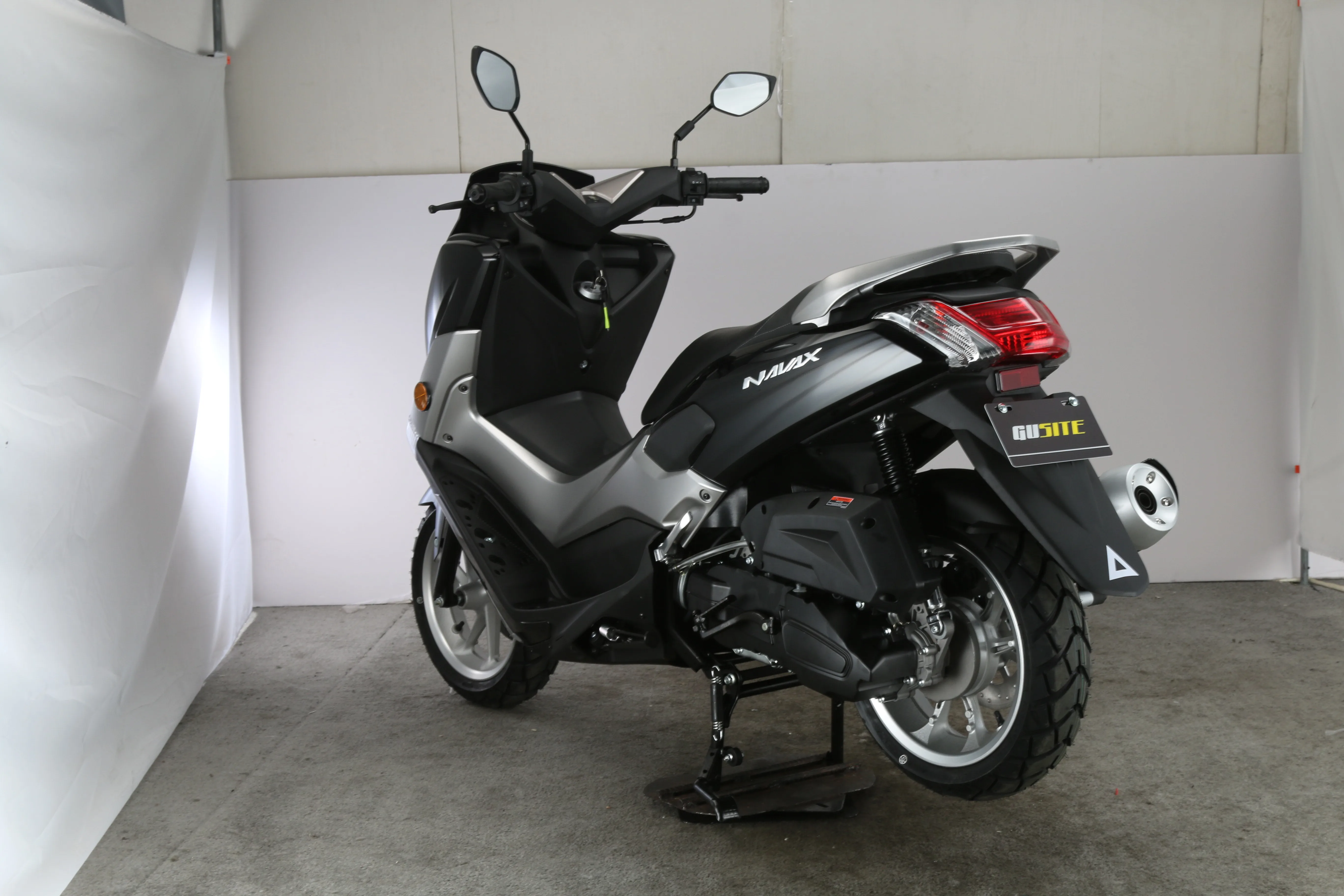 2022 big tire 150 180cc GAS motor scooter 15L fuel  gas scooters for adult