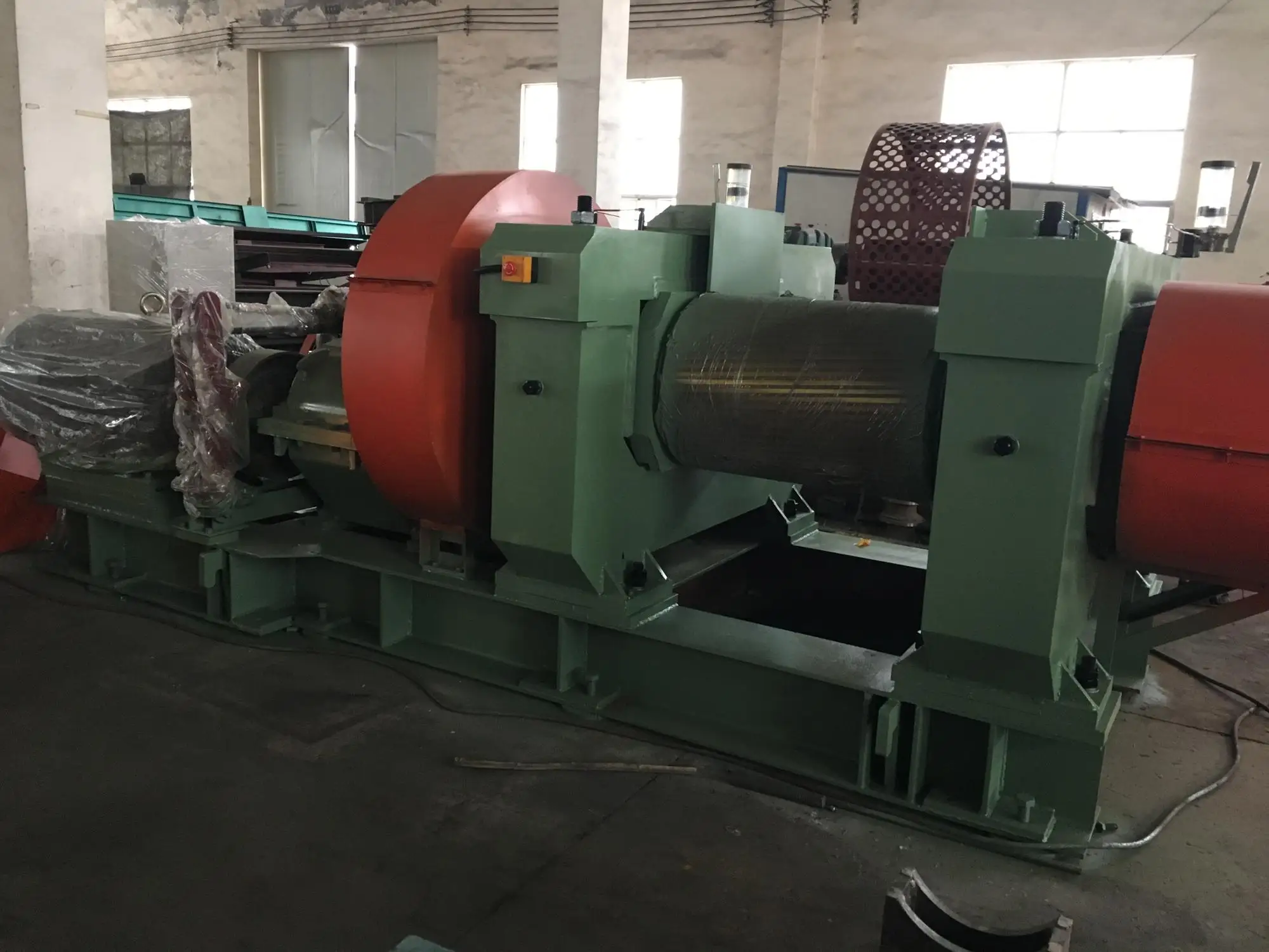 Waste Tire Recycle Crushers Shredding Rubber Machine Equipment Used Truck Tire Shredder Production Line