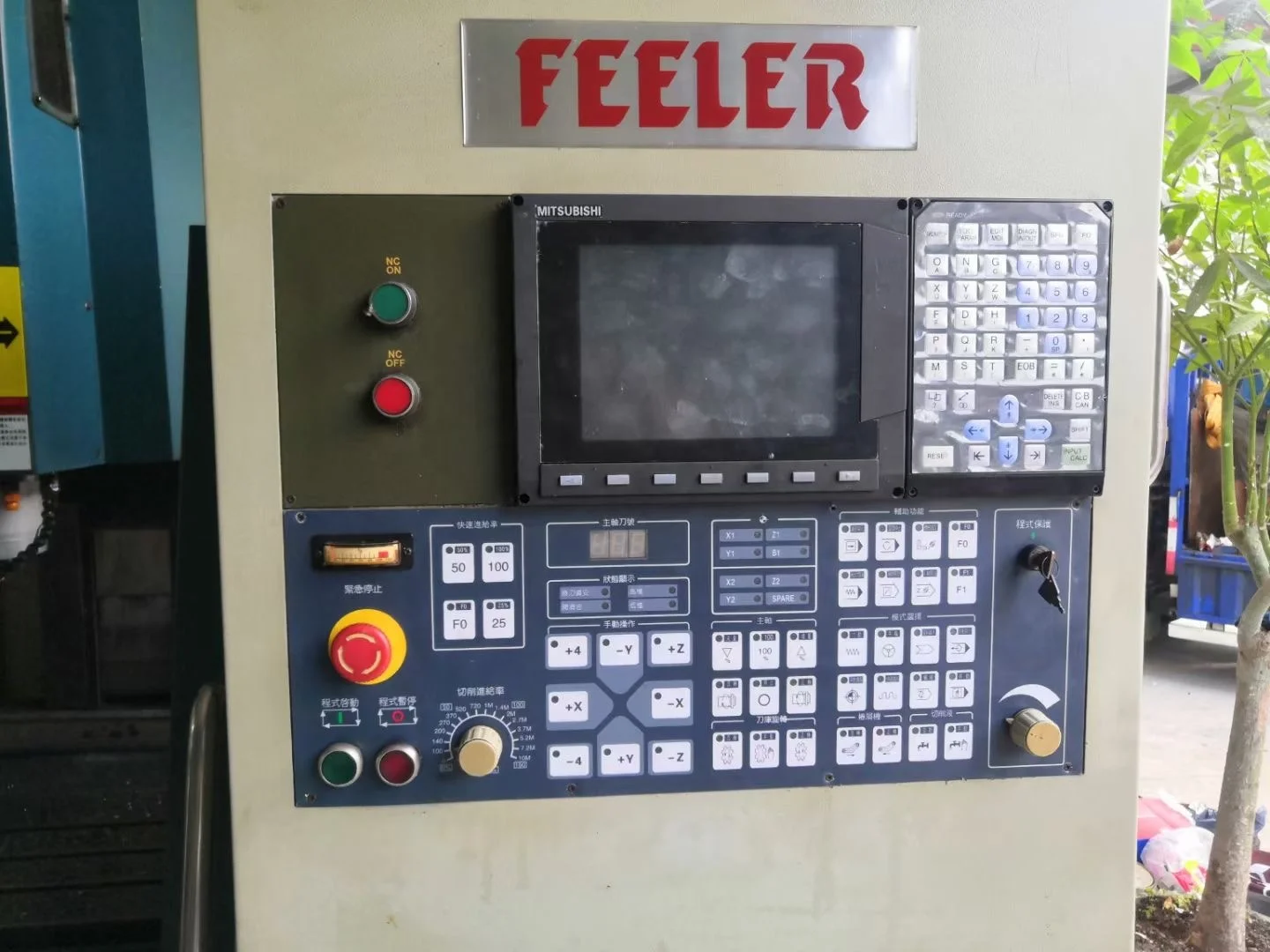 Mitsubishi control system CNC Taiwan FEELER FVP 800A used horizontal CNC machining center