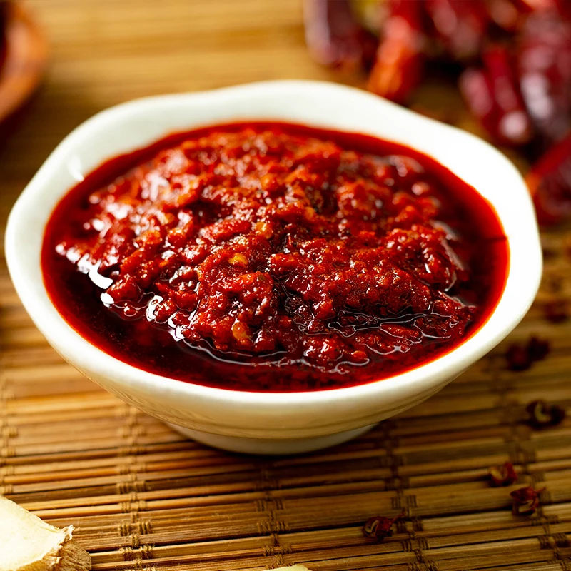 Jixiangju high quality bottles with cap red hot sauce