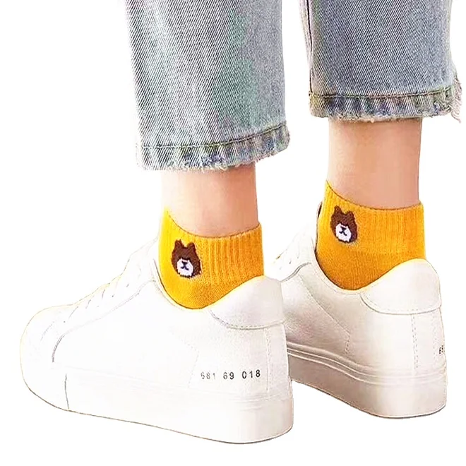 
Stock Wholesale Cheap Korean Fashion 10 Colors Cartoon Bear Cute Soft Breathable Cotton Fancy Cartoon Ankle Women Socks 