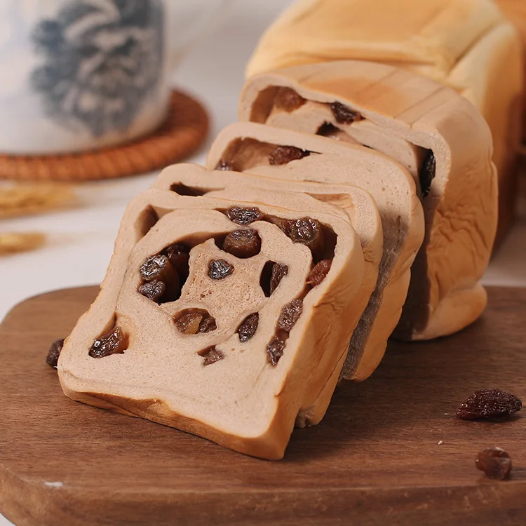  Заводская поставка вкусный натуральный лепестковый хлеб с изюмом запеченный