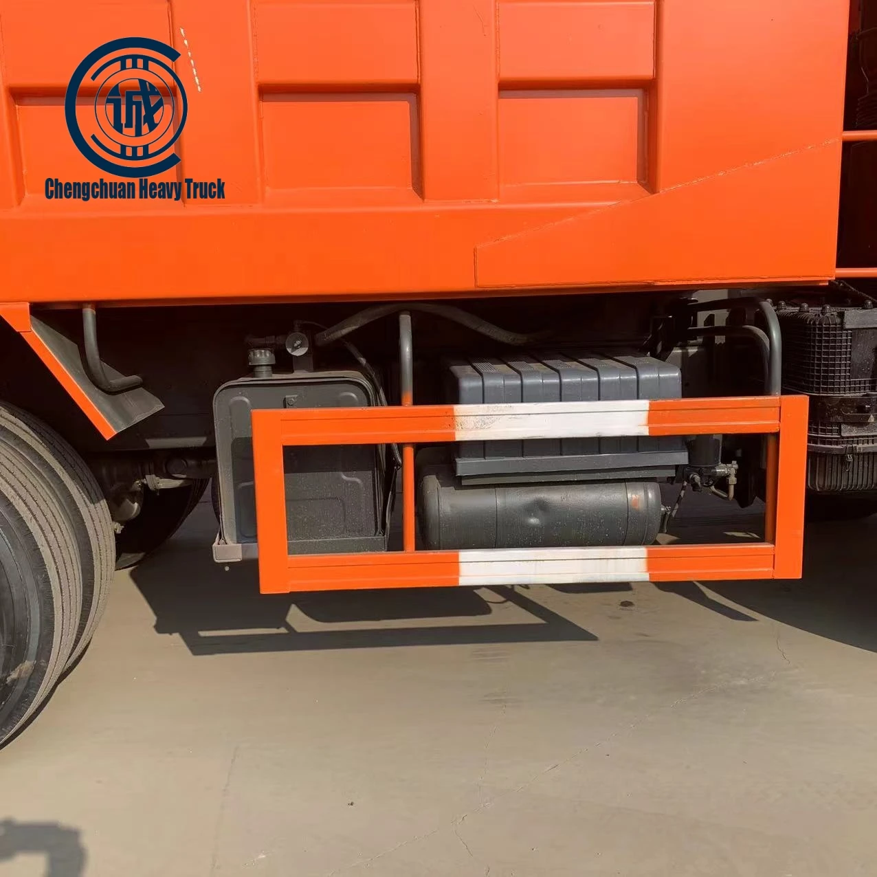 Самосвал самосвал Shacman Sinotruck Beiben Jac Faw Howo по распродаже цена дизельный двигатель 4x2 6x4 8x4 валовое колесо SHN