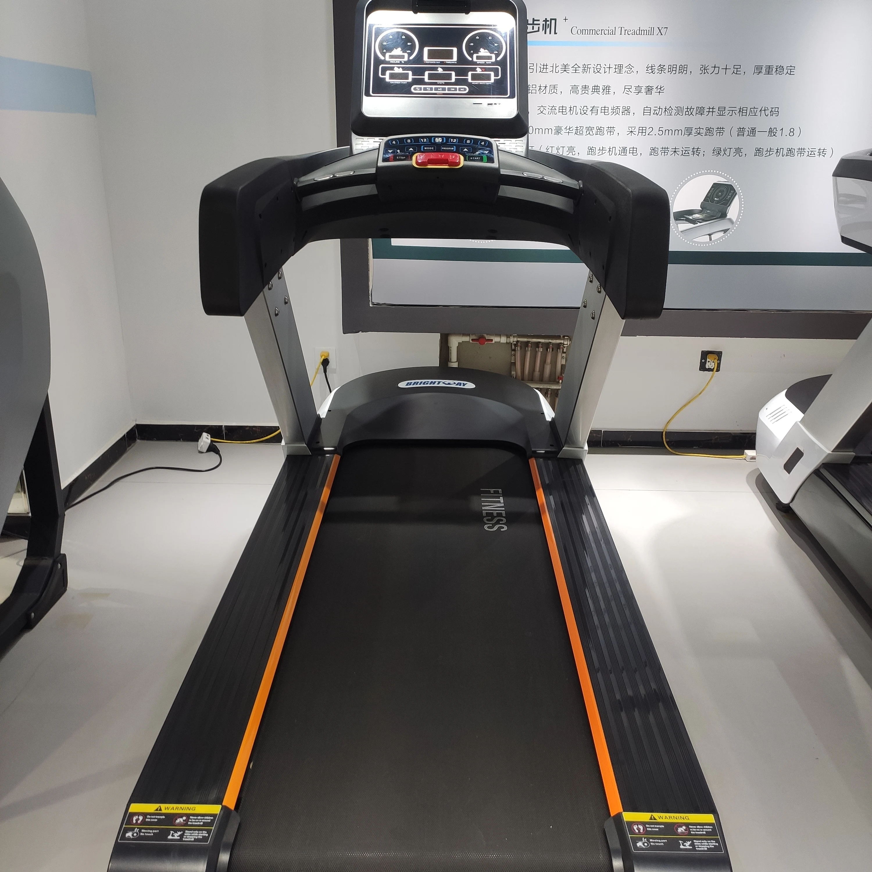 Gym Fitness Exercise Heart Rate Treadmill Commercial Home Use Running Machine Heart Rate Electric Treadmill