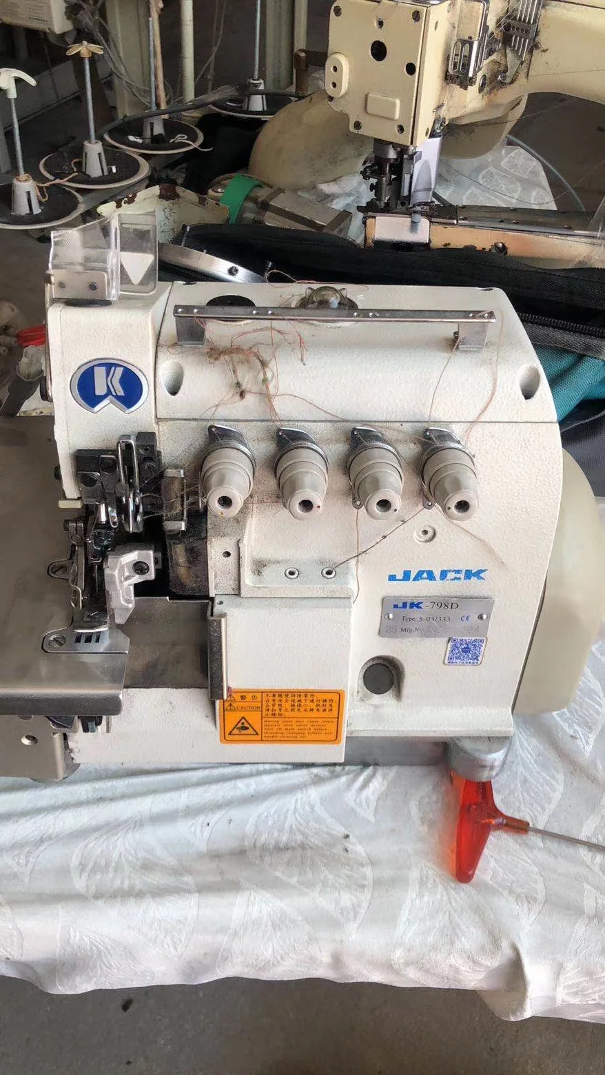 2024 Hot Selling Jack JK 798 Series Four Threads Five Threads Six Threads Overlock Sewing Machine Direct Drive Motor