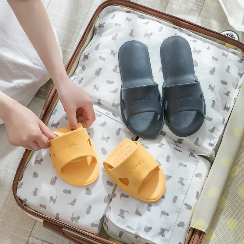 Sustainable Wearable Hotel Slippers EVA Men and Women Travel Style Folding Slides Slippers