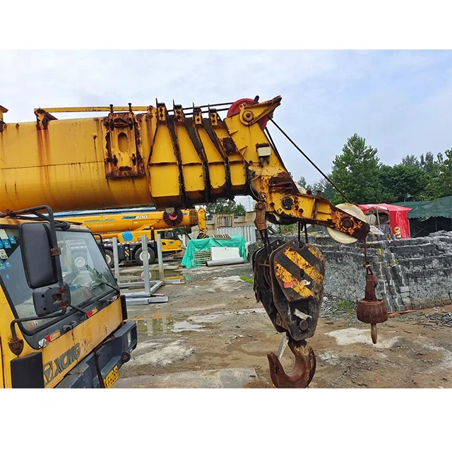 70 tons of practical cheap Chinese original truck crane construction crane
