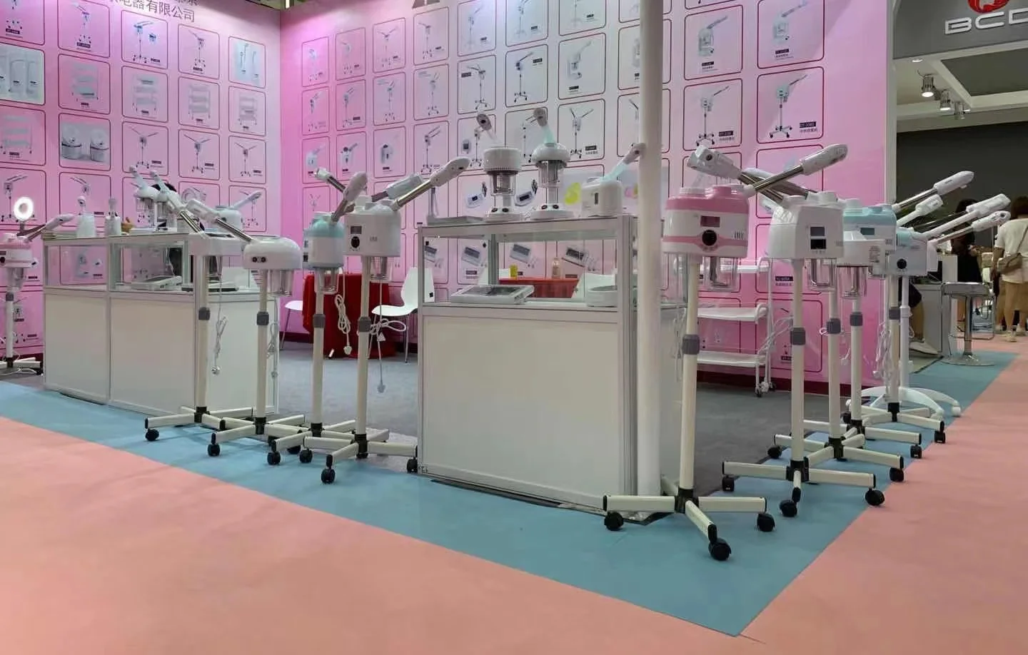 Newest arrived hot and cold ozone facial steamer vapor machine skin care beauty salon nano spray mister face steam  f