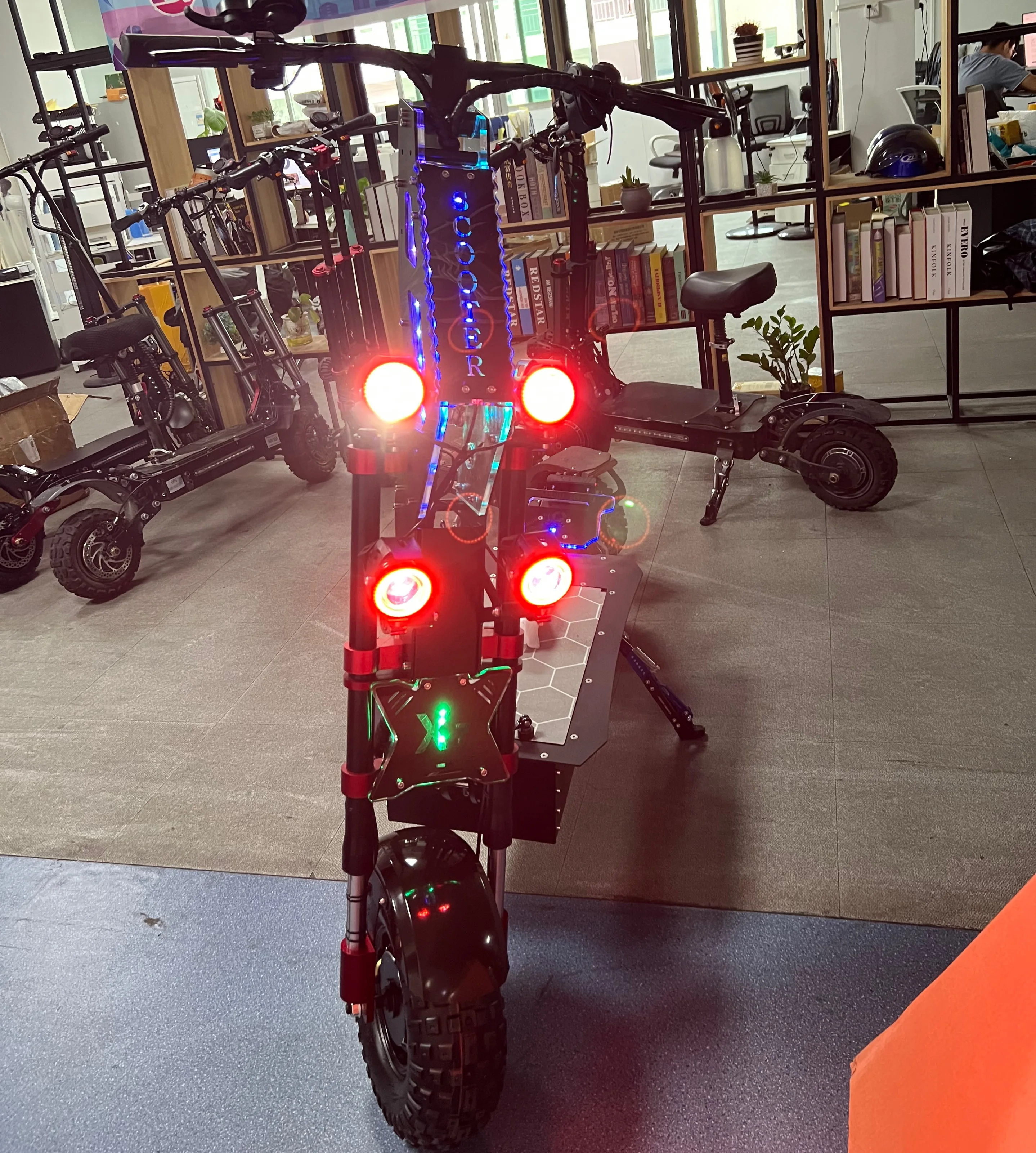 X7 High Speed Off-Road 14 inch 72V10000W 72V60Ah 70Ah 80Ah Long Distance Dual Drive Adult Electric Scooter