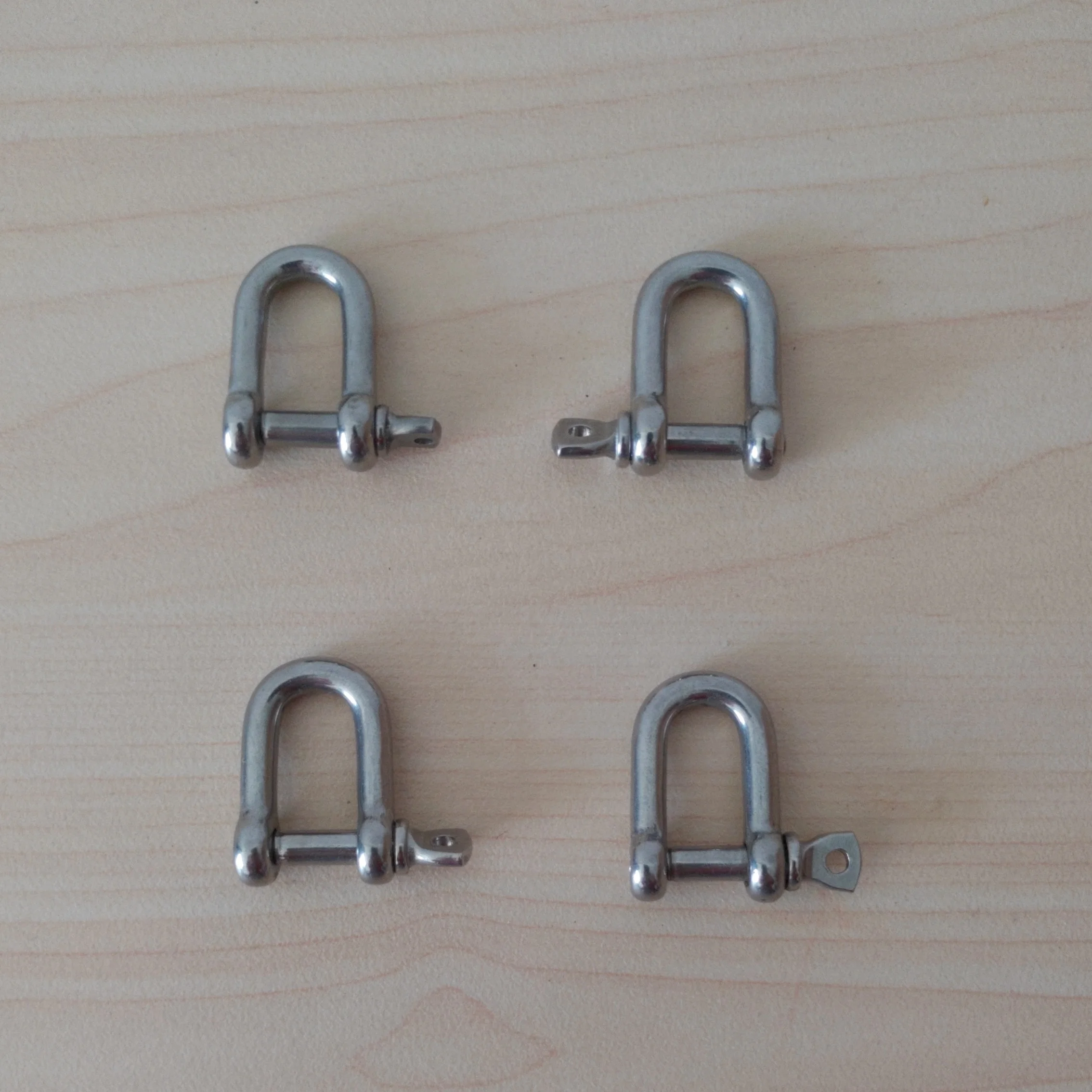 
Stainless Steel European Type Dee Shackle 