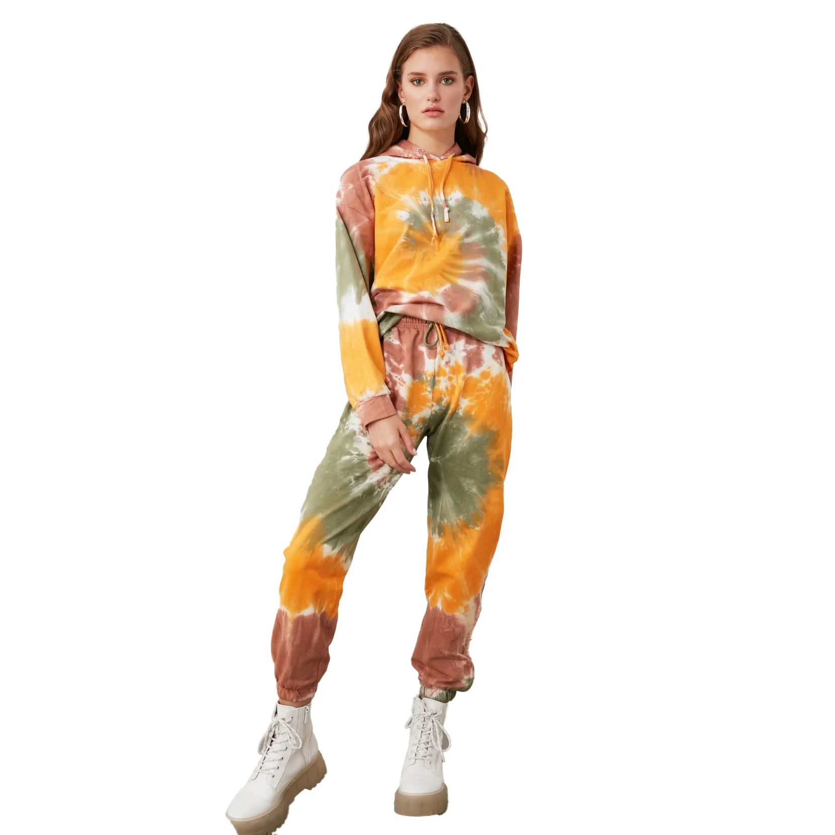 
Latest Design Wholesale Custom Sports Team Sweatsuit Set Women Tracksuits for women Cheap sportswear jogging suit 