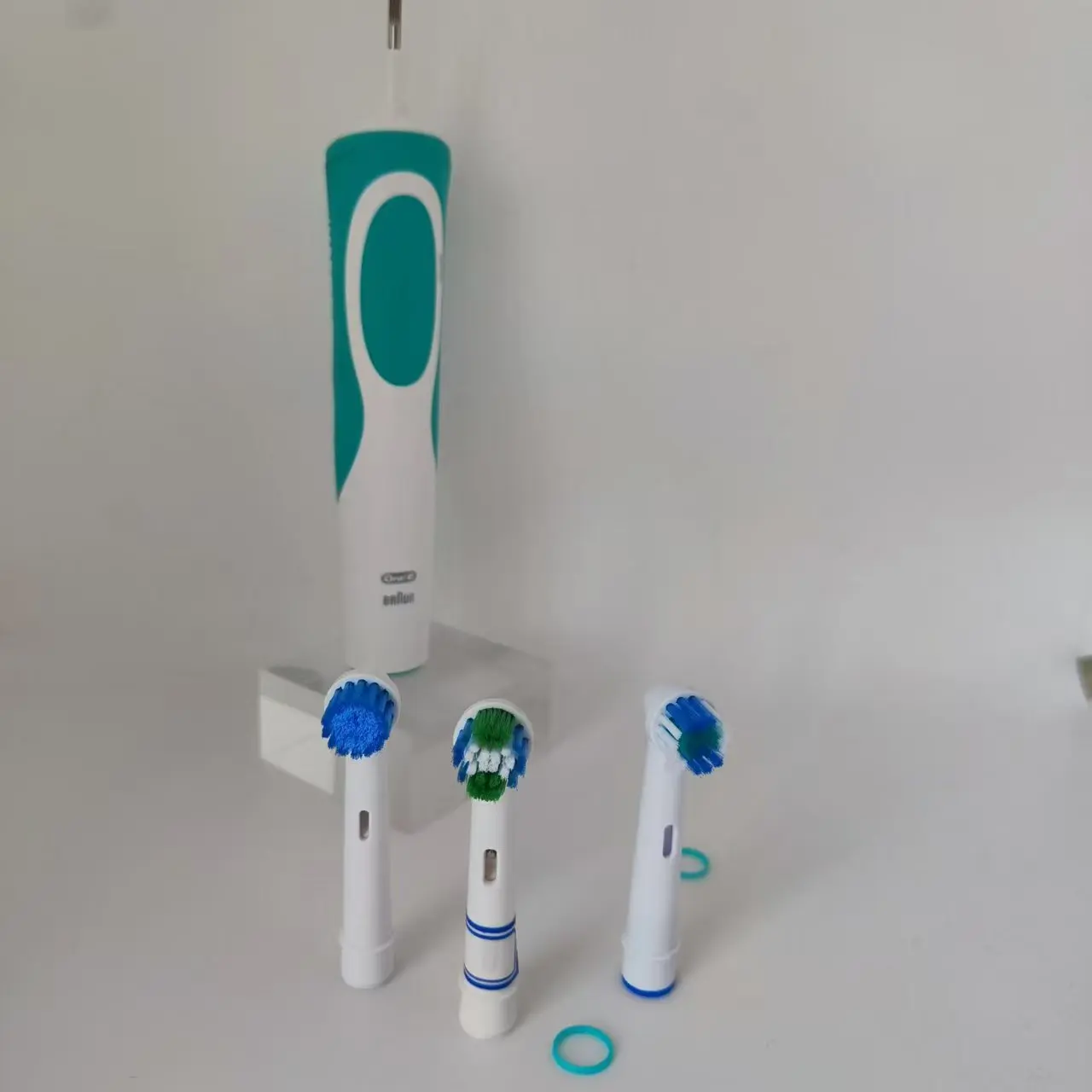 Dupont Soft bristles Colour Fading and Fluorol Bristles for Protect Teeth Electric Toothbrush Head