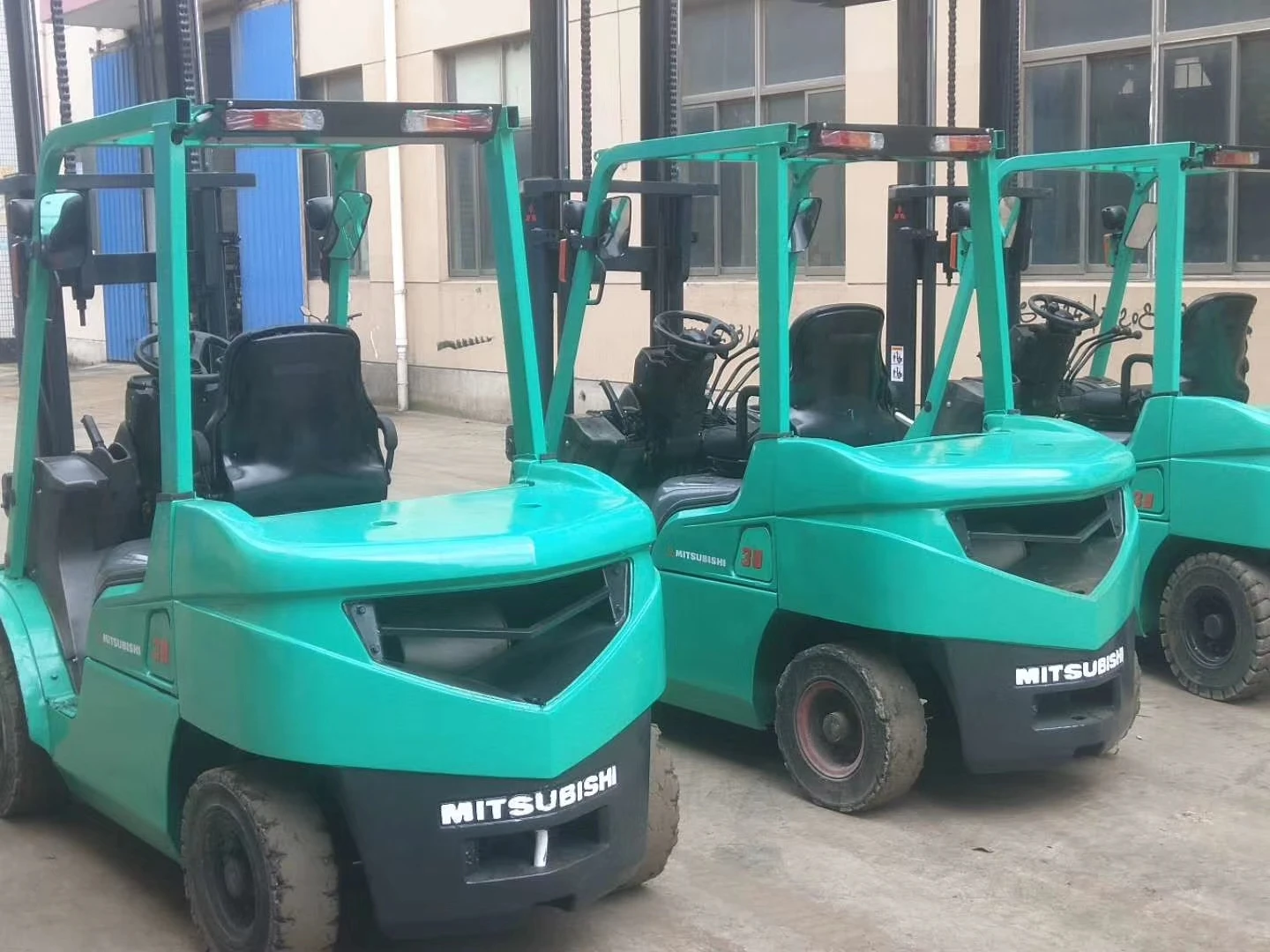 mitsubishi  used forklift from  2.5ton  to 20ton Japan forklift in stock