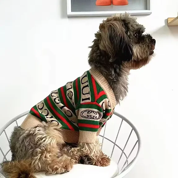 Luxury Designer Brand Pet Dog Clothes Apparel Cat Sweater Dog Knitted Clothes for Small Medium Large Dog