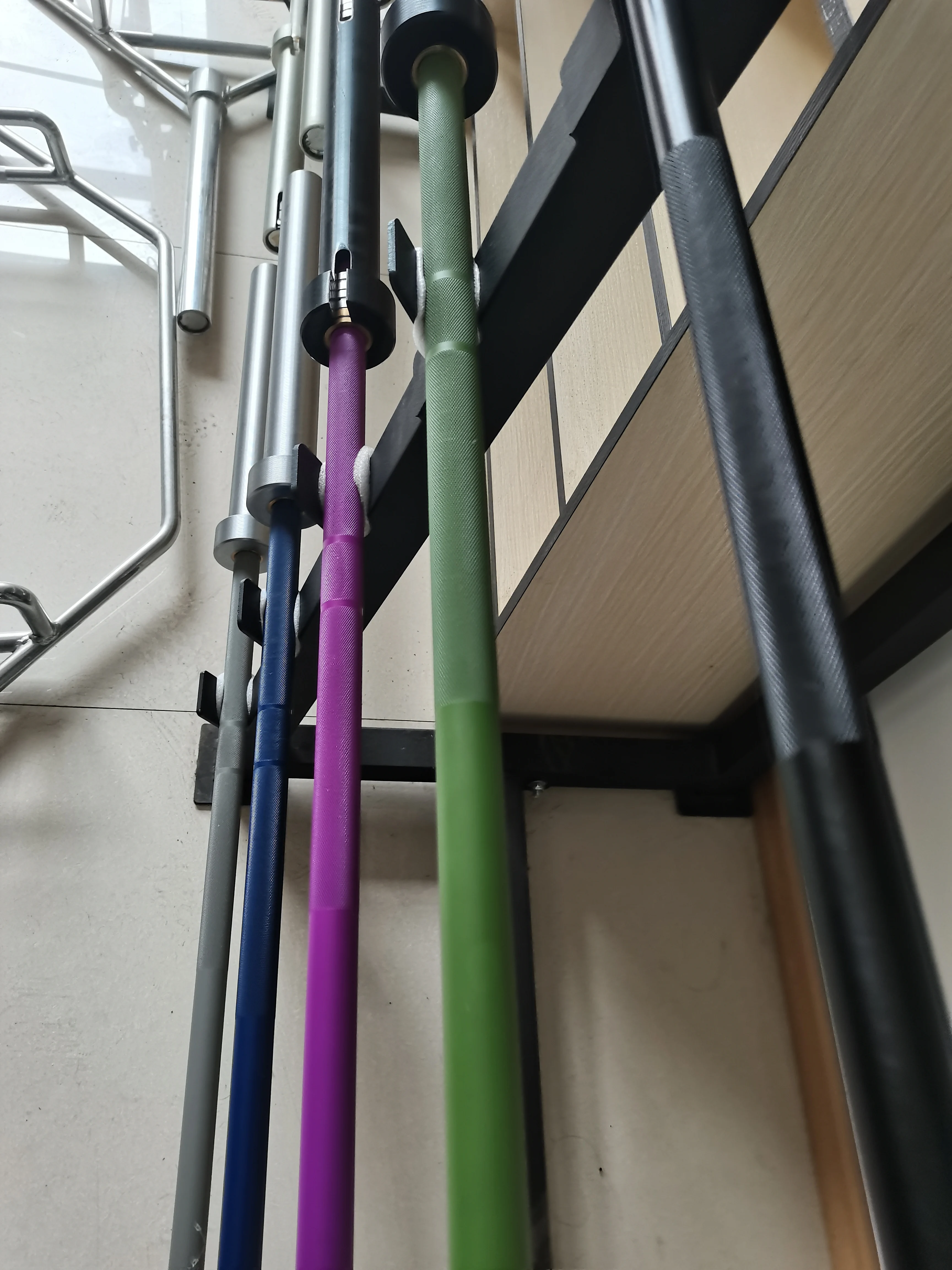 cerakote red barbell with HK  Needle bearing 20kg man using commerical barbell bar for gym using