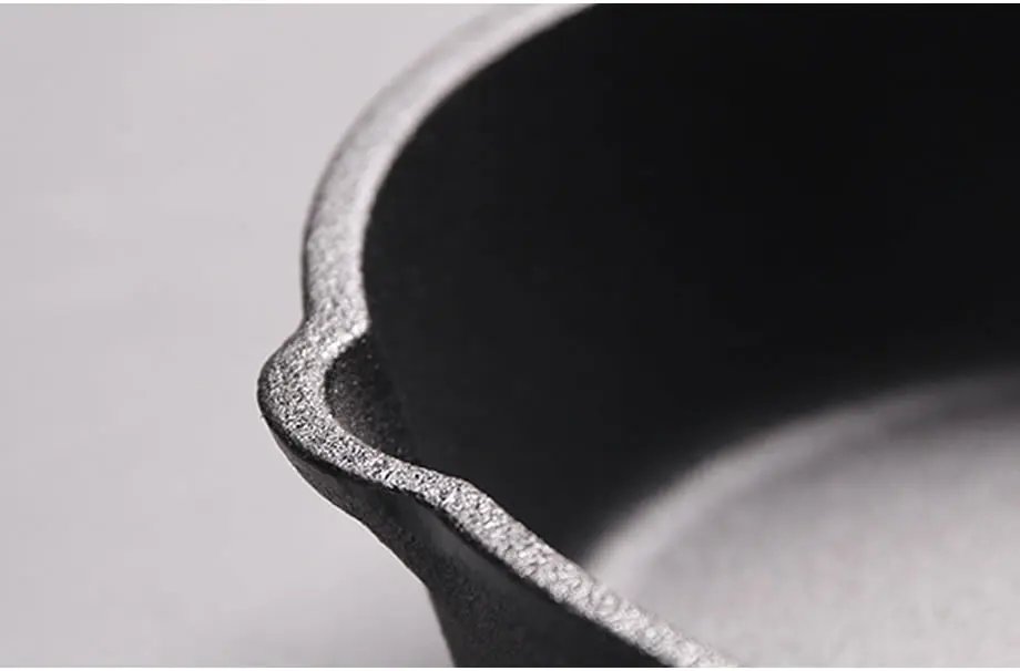 
Uncoated Non Stick Cast Iron Pans Cookware 