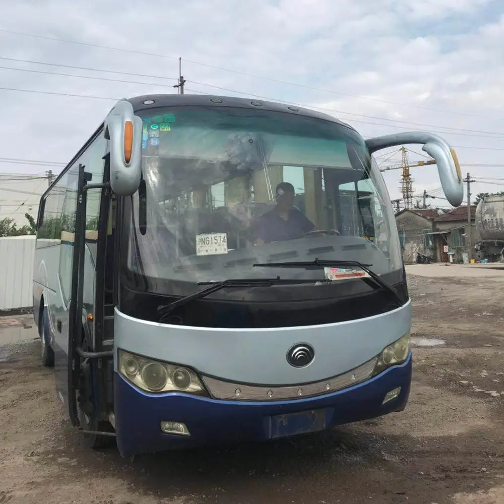 used china yutong 38 seats sightseeing bus japan coach bus big bus for sale