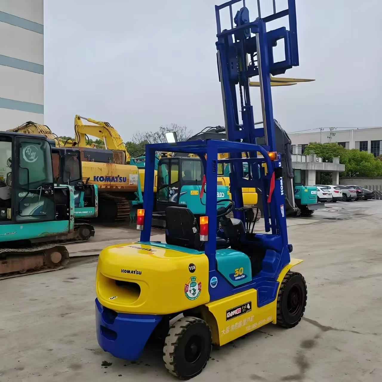 Оригинальный Подержанный вилочный погрузчик komatsu 2 3 5 7 тонн Тонн низкая цена для продажи