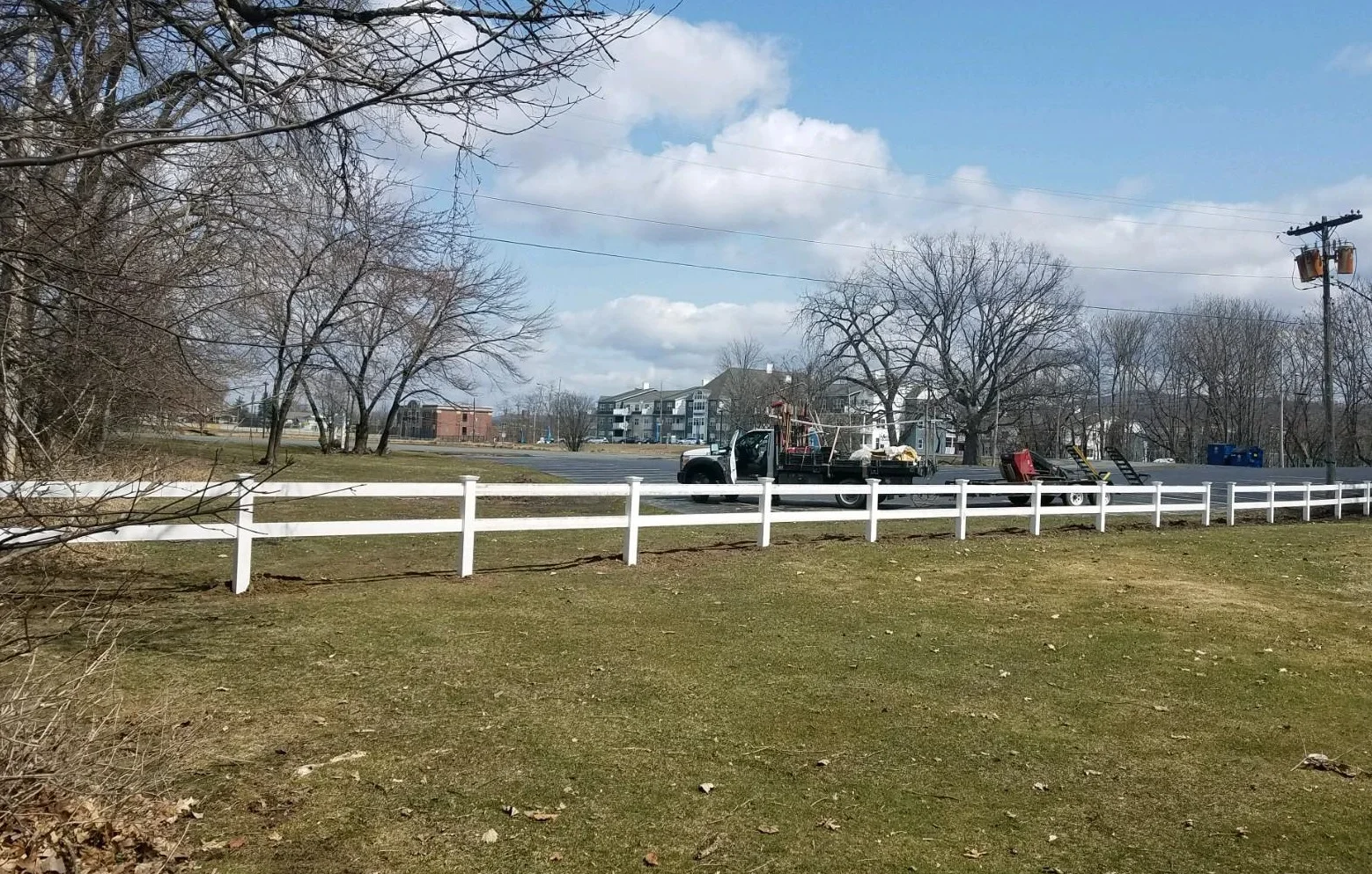 high level good quality Free Maintenance 2 Rails Horse Farm Fencing