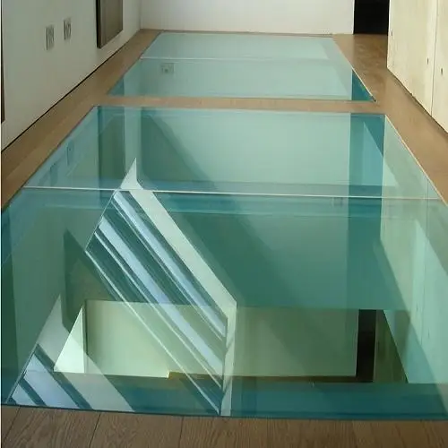 High transmission and safety Laminated tempered glass floor