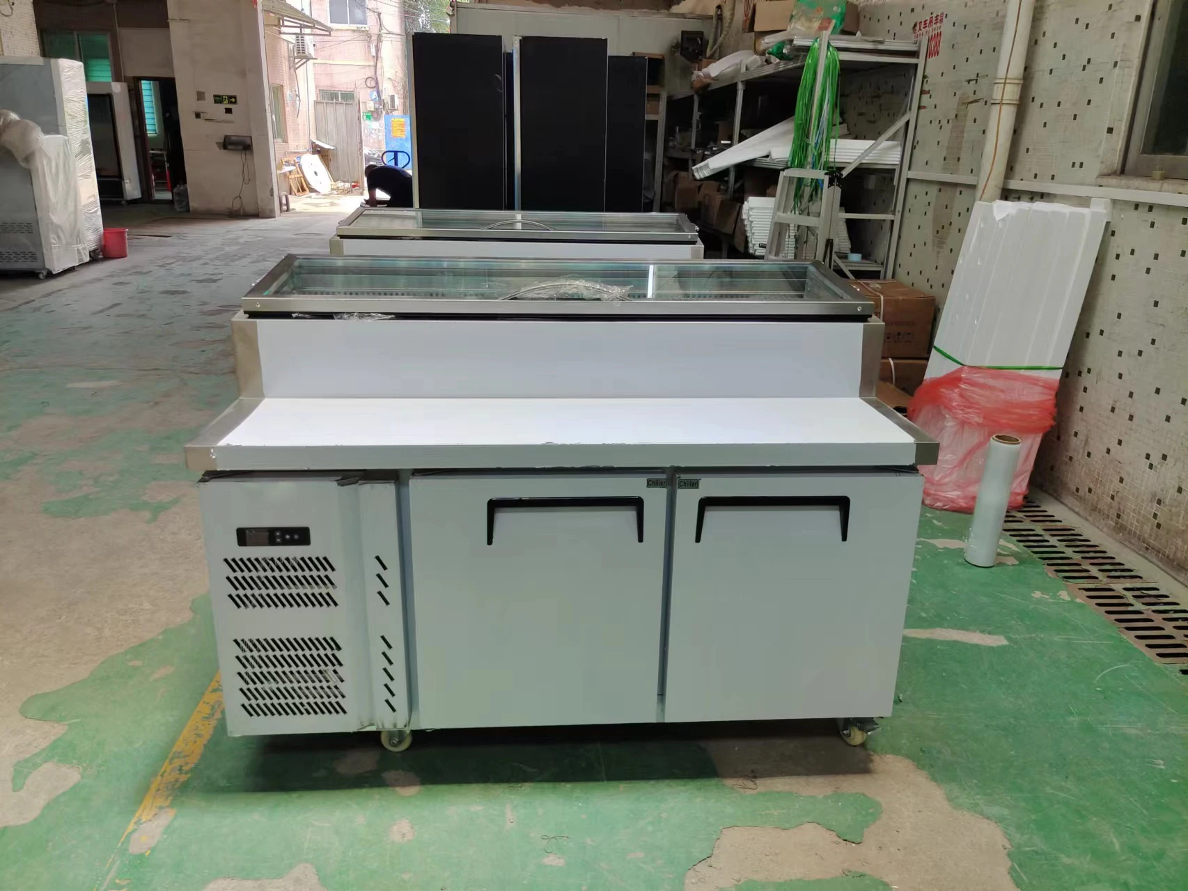 Hot sale 2/3 Doors Commercial Under Counter Chiller Salad Bar Fridge with Top Glass Opening