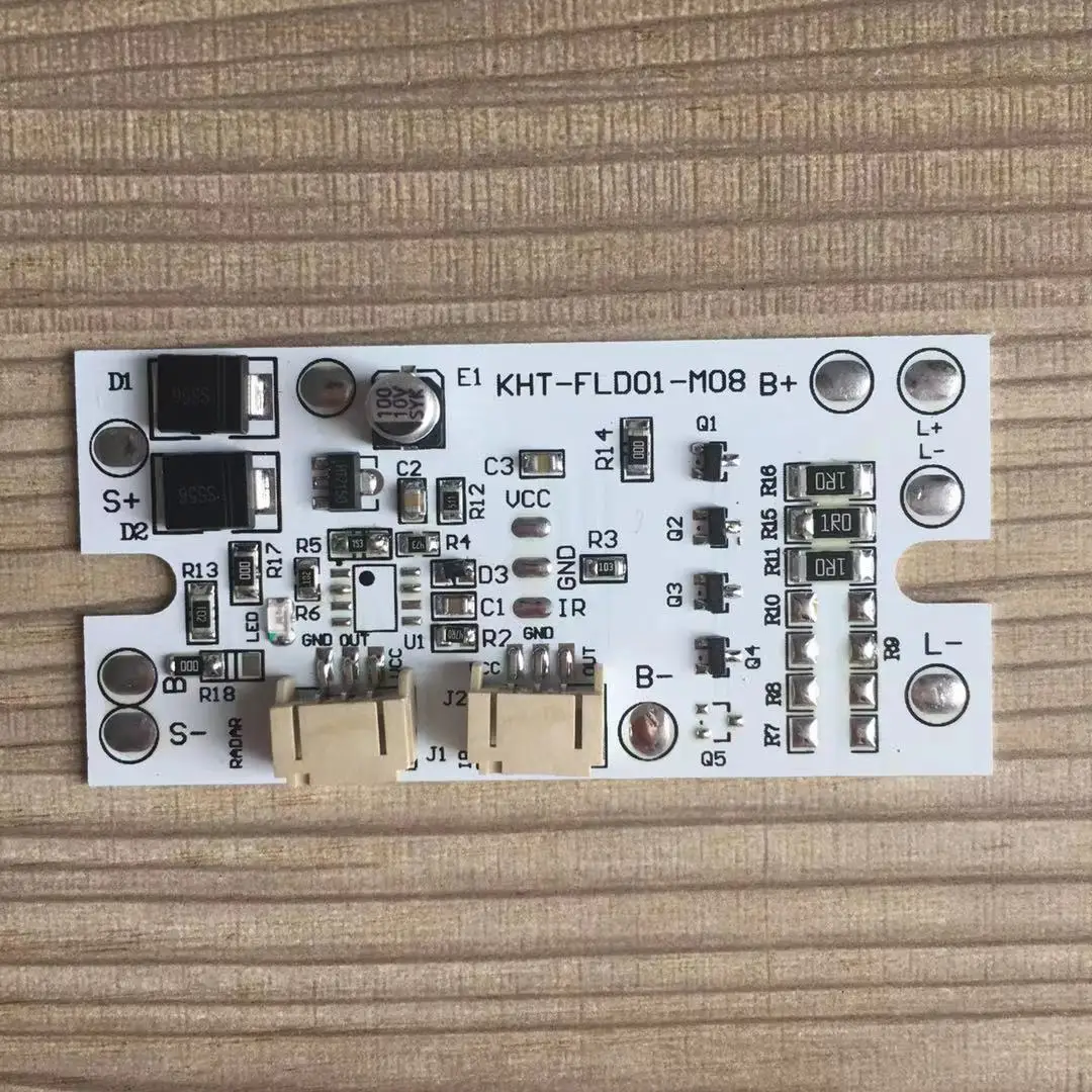 Профессиональное производство по индивидуальному заказу 15 Вт 5 А контроллер заряда солнечной батареи печатная плата с PIR IR дистанционный